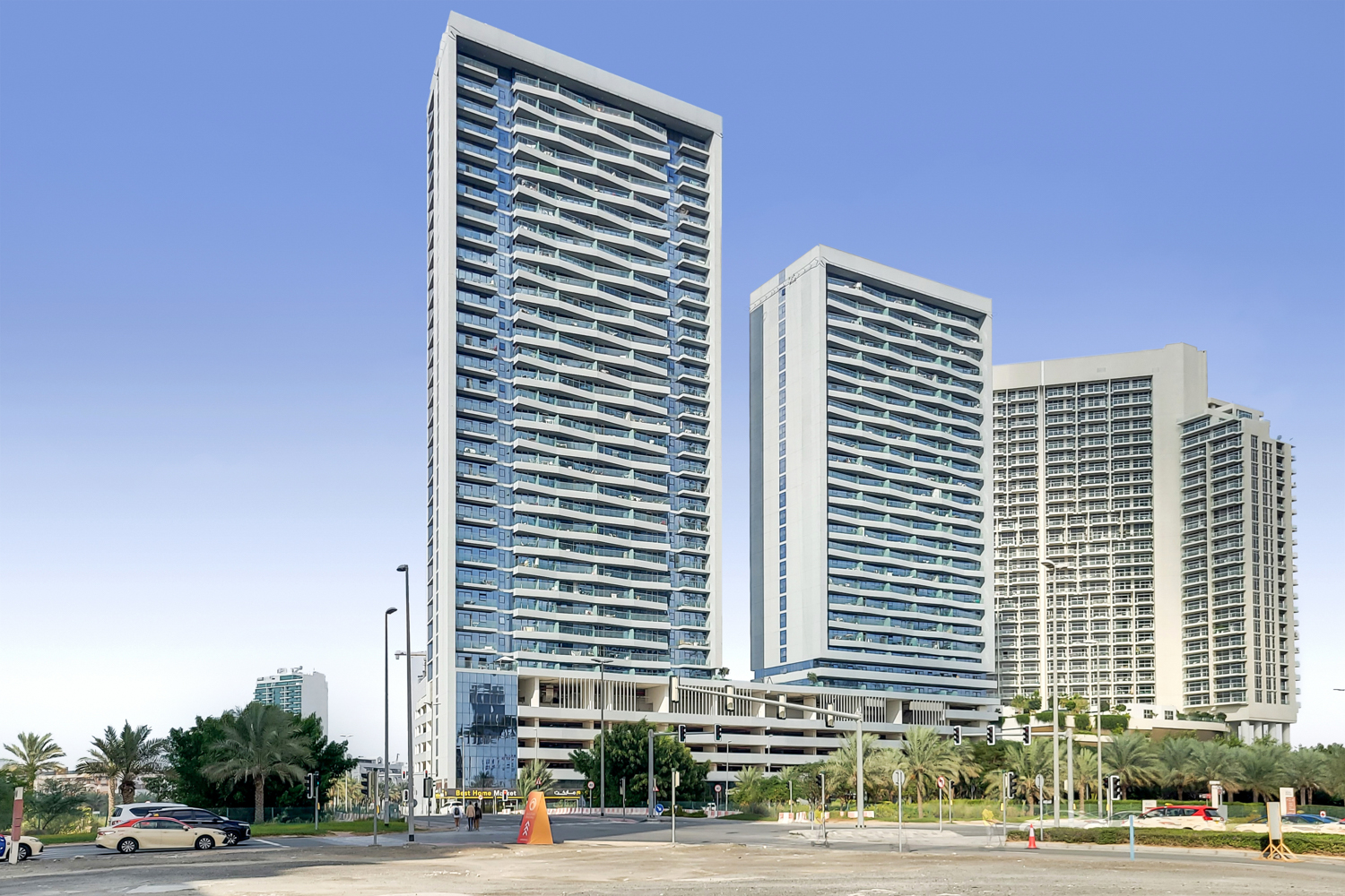  Apartment in Bloom Towers