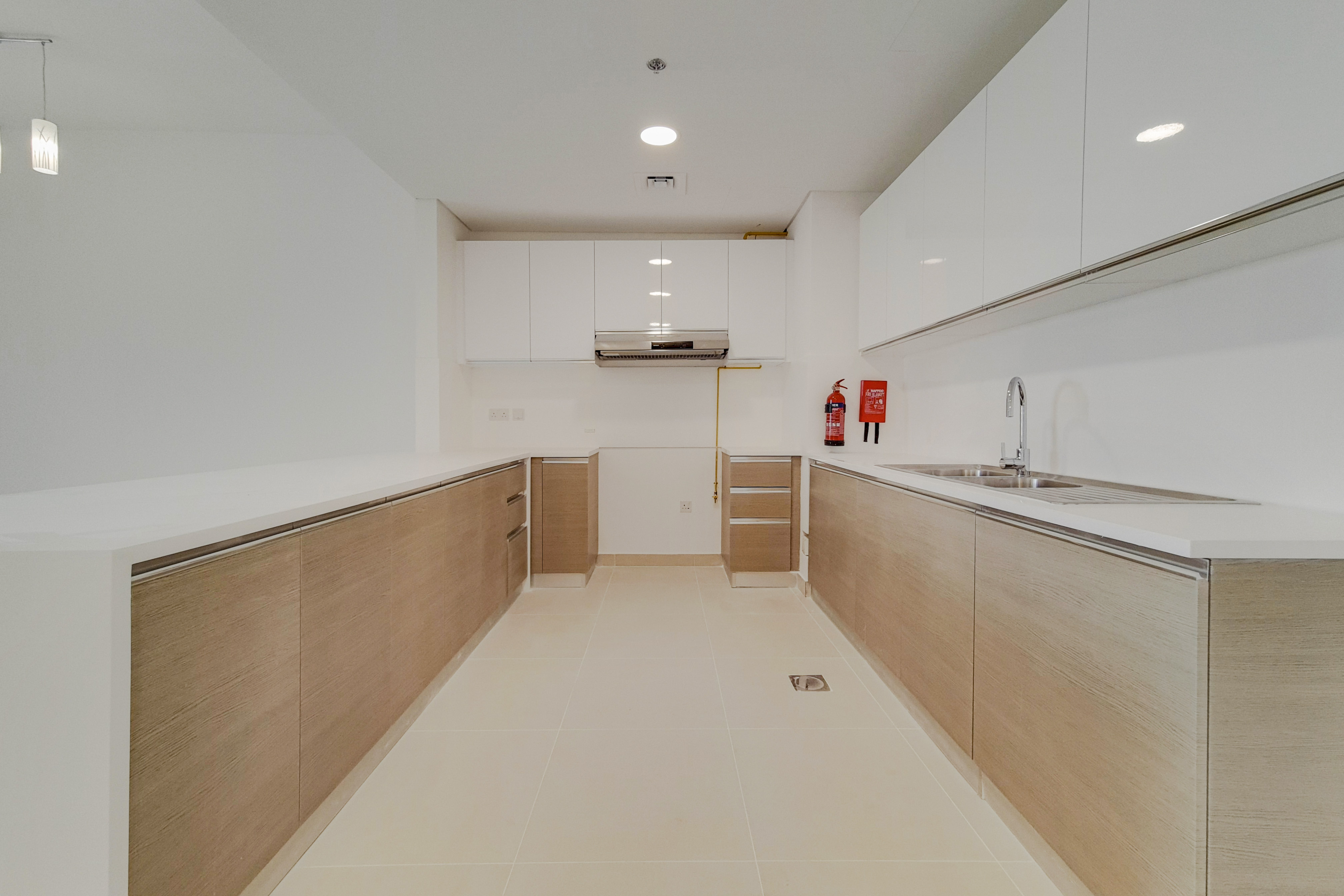 2 Bedrooms Apartment in Al Andalus Tower F