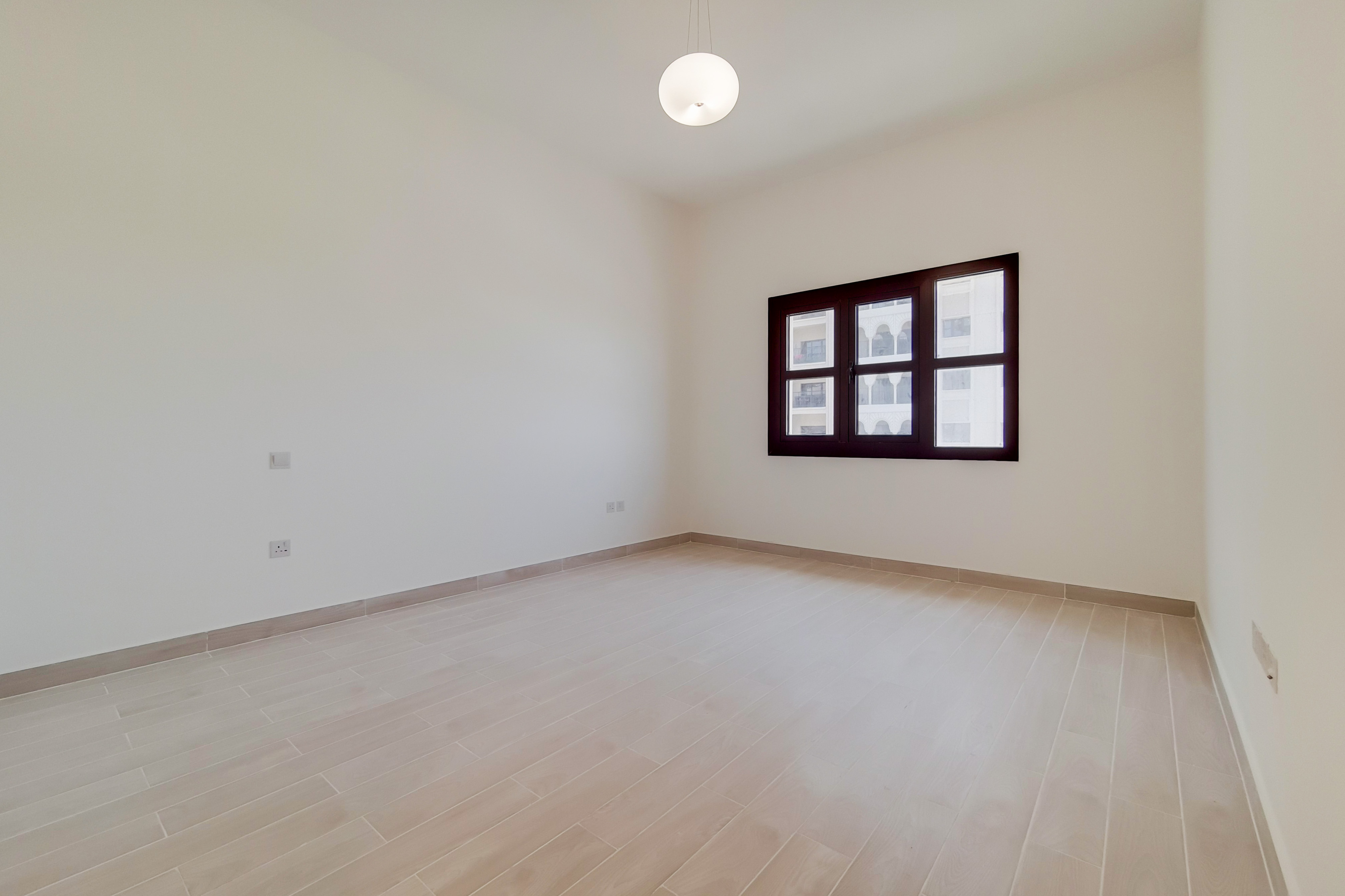 2 Bedrooms Apartment in Al Andalus Tower F