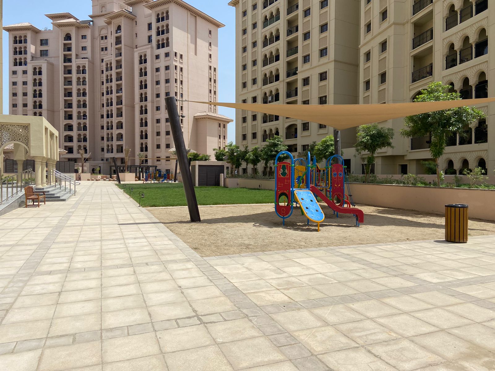 2 Bedrooms Apartment in Al Andalus Tower F