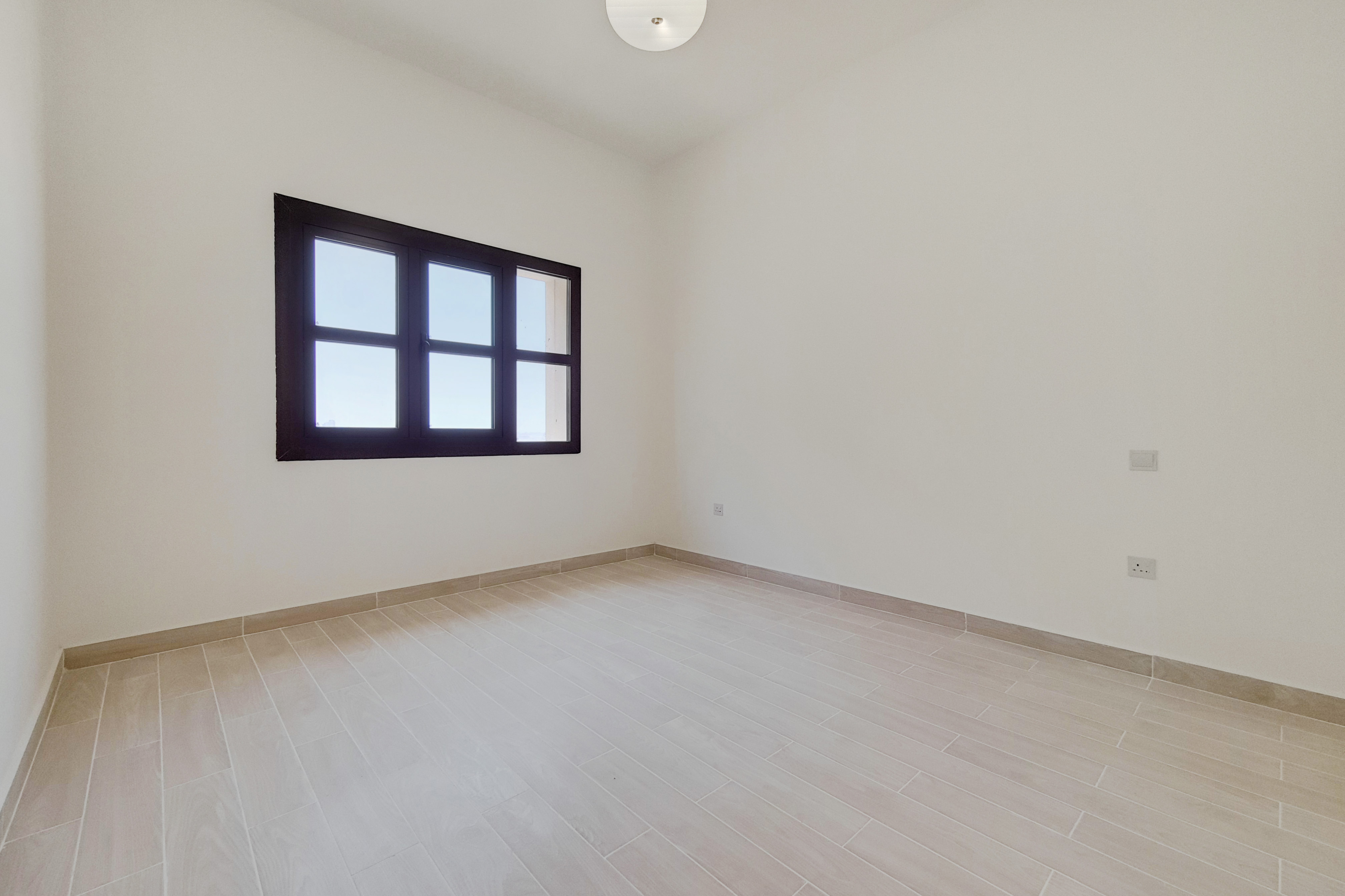 2 Bedrooms Apartment in Al Andalus Tower F