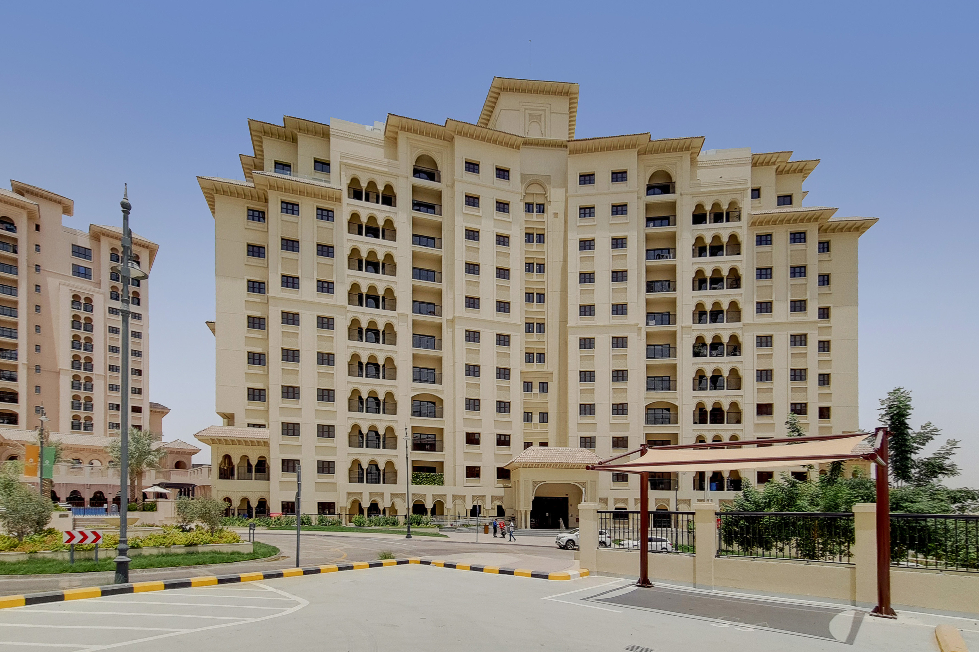 2 Bedrooms Apartment in Al Andalus Tower F