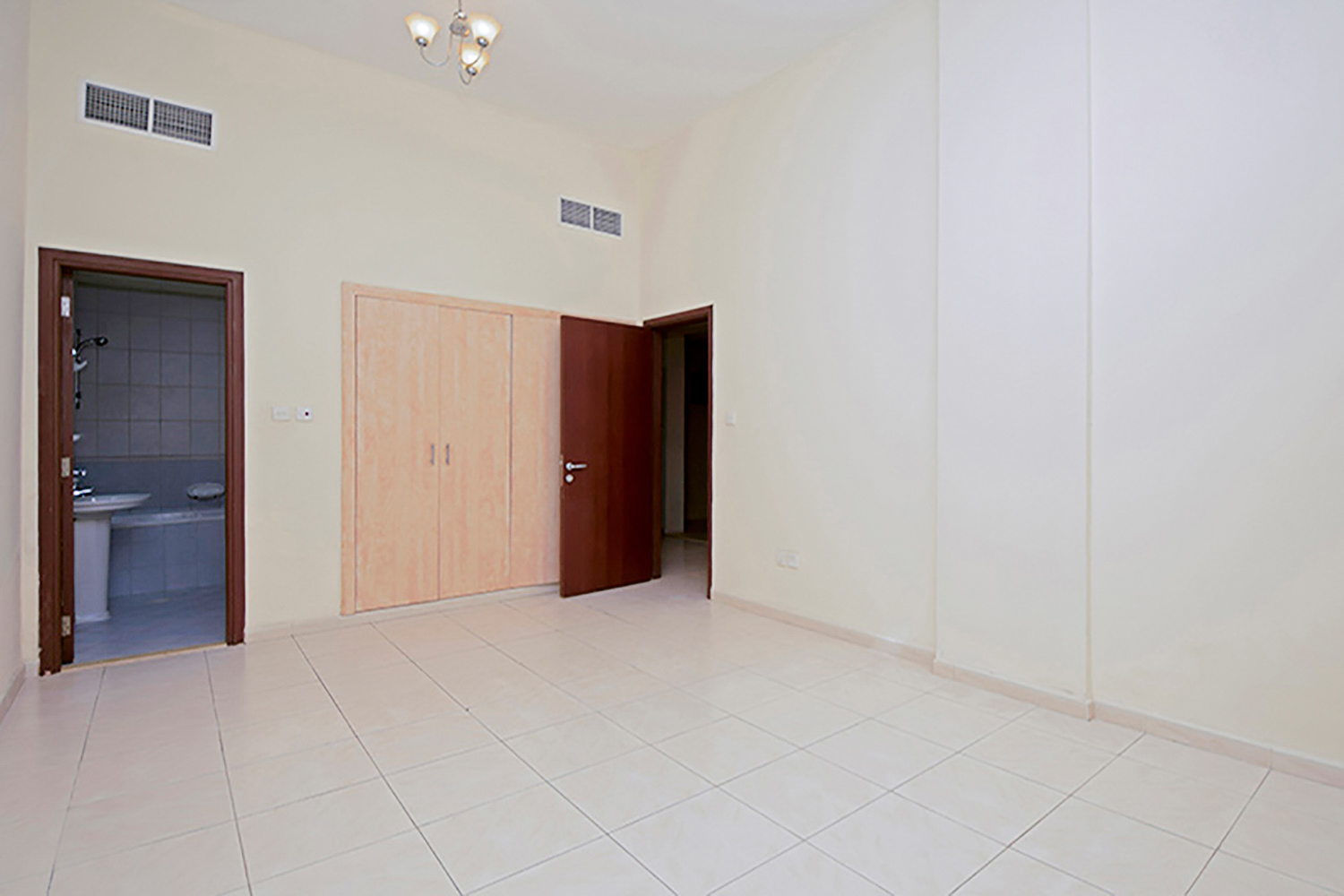 1 Bedroom Apartment in Morocco Cluster