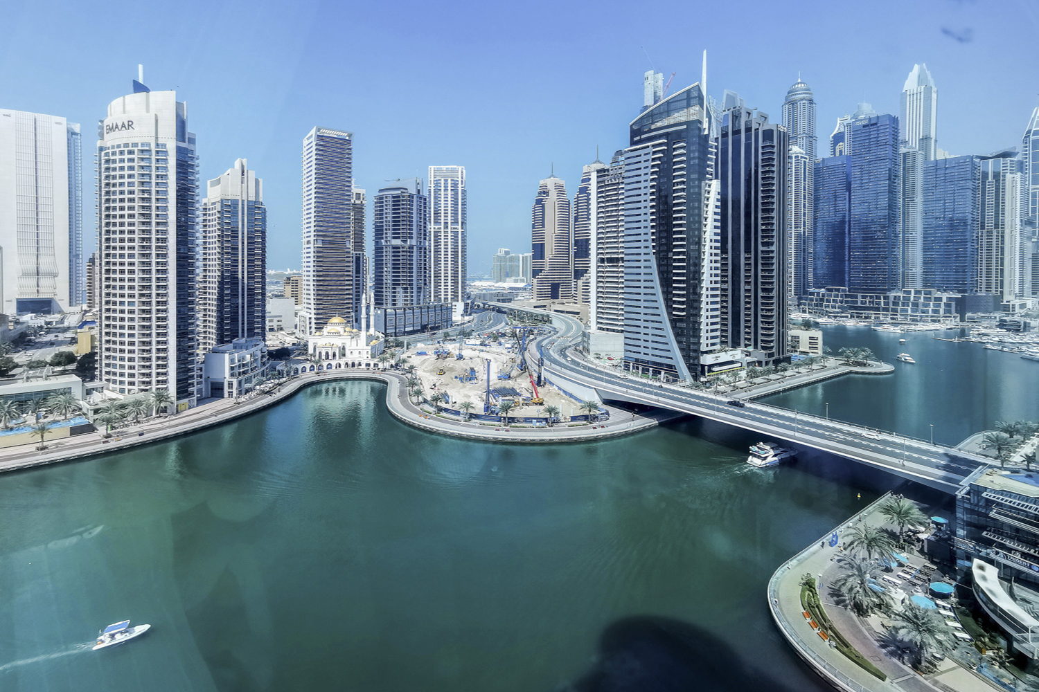 3 Bedrooms Apartment in Time Place Tower