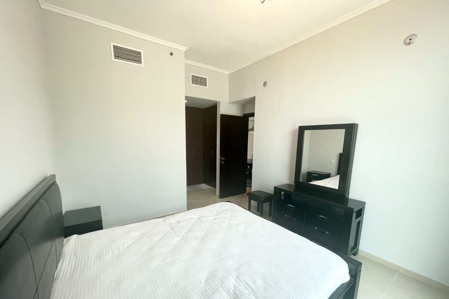 1 Bedroom Apartment in DEC Tower 2