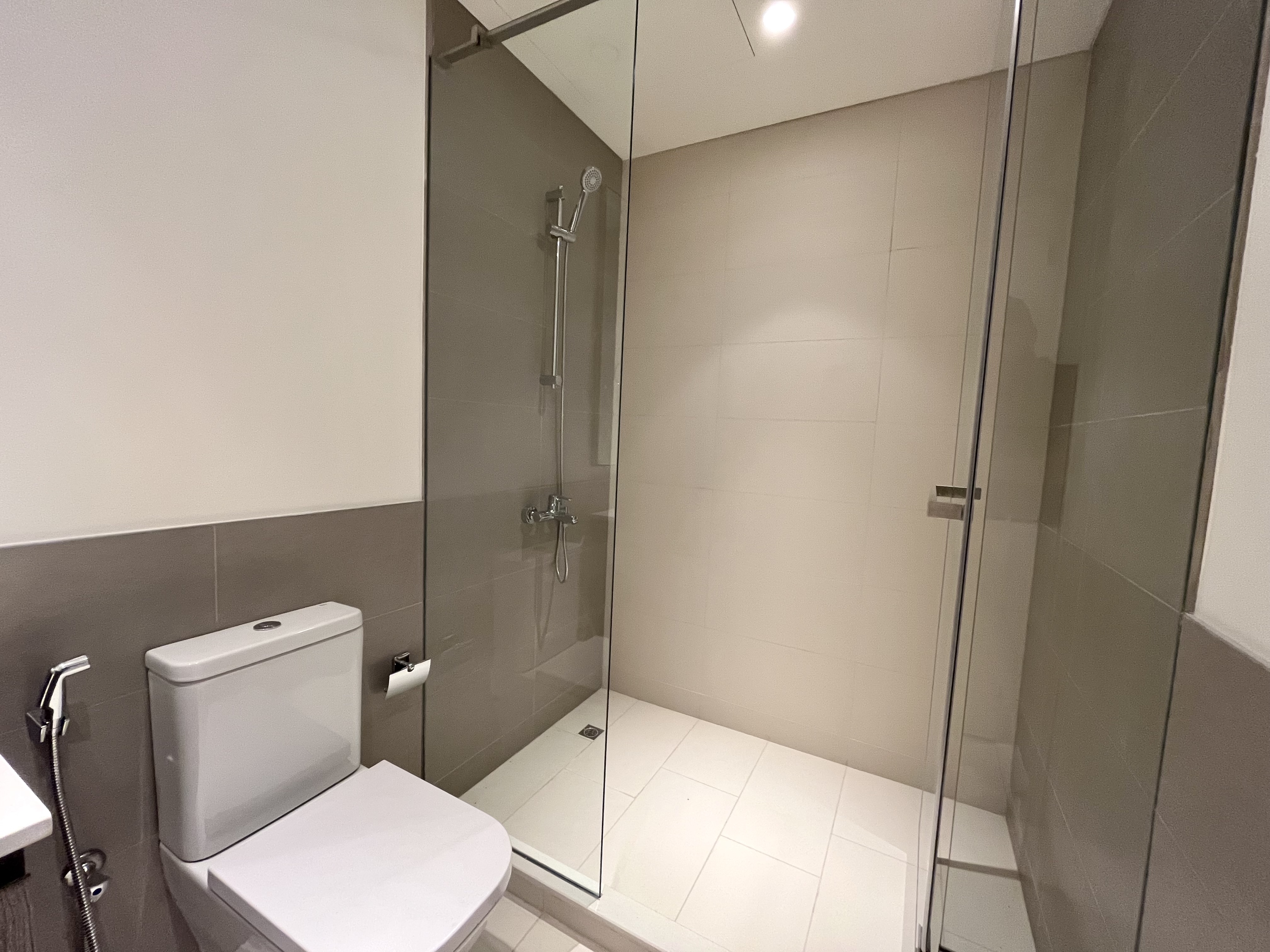 1 Bedroom Apartment in Park Ridge Tower C