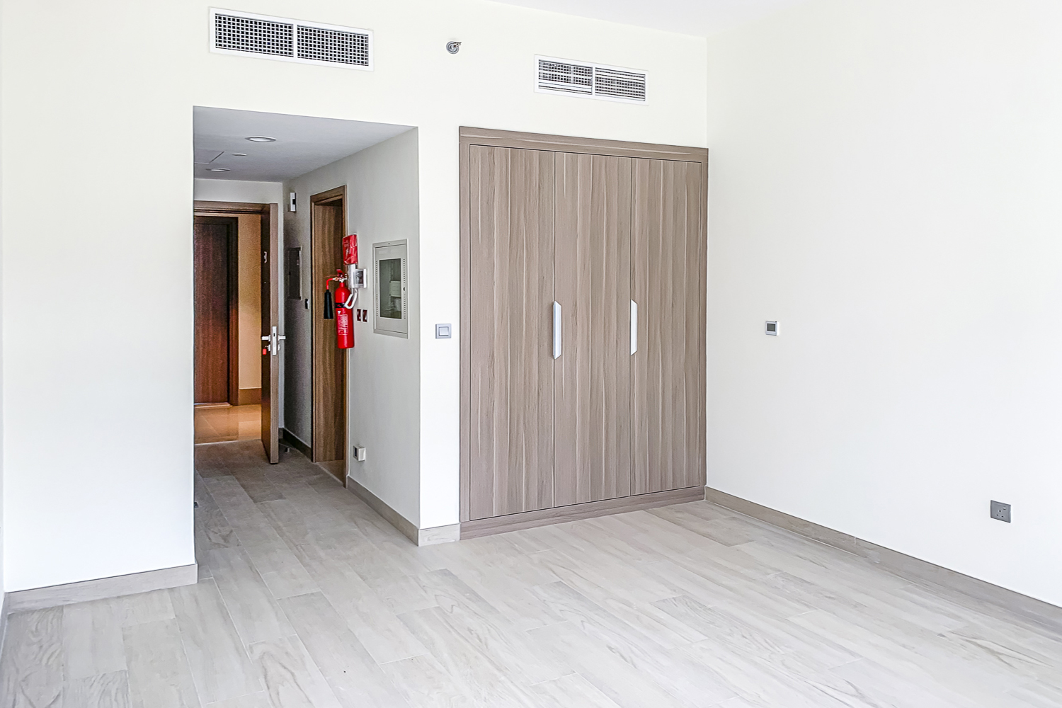  Apartment in AZIZI Riviera 7