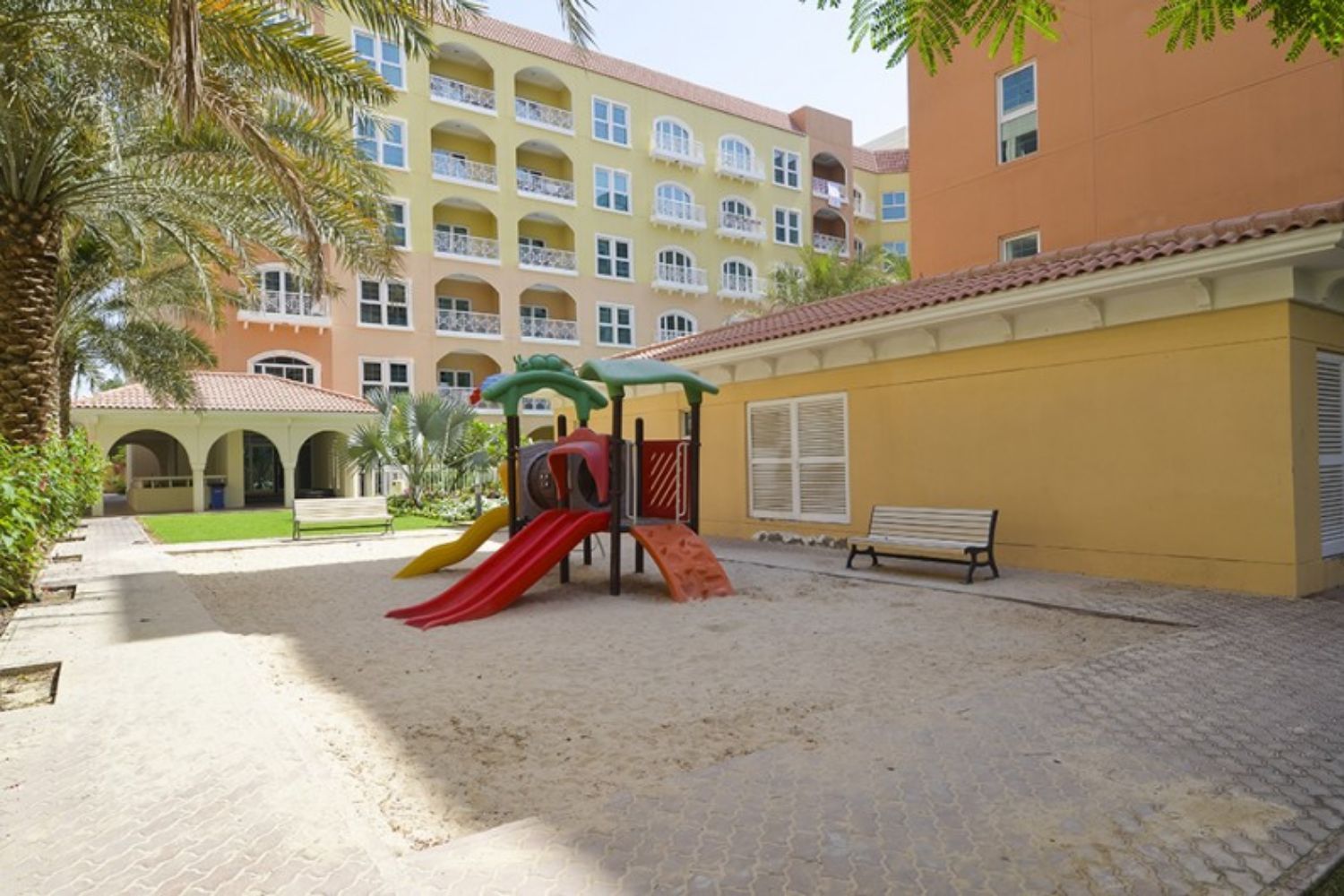 2 Bedrooms Apartment in Ritaj H