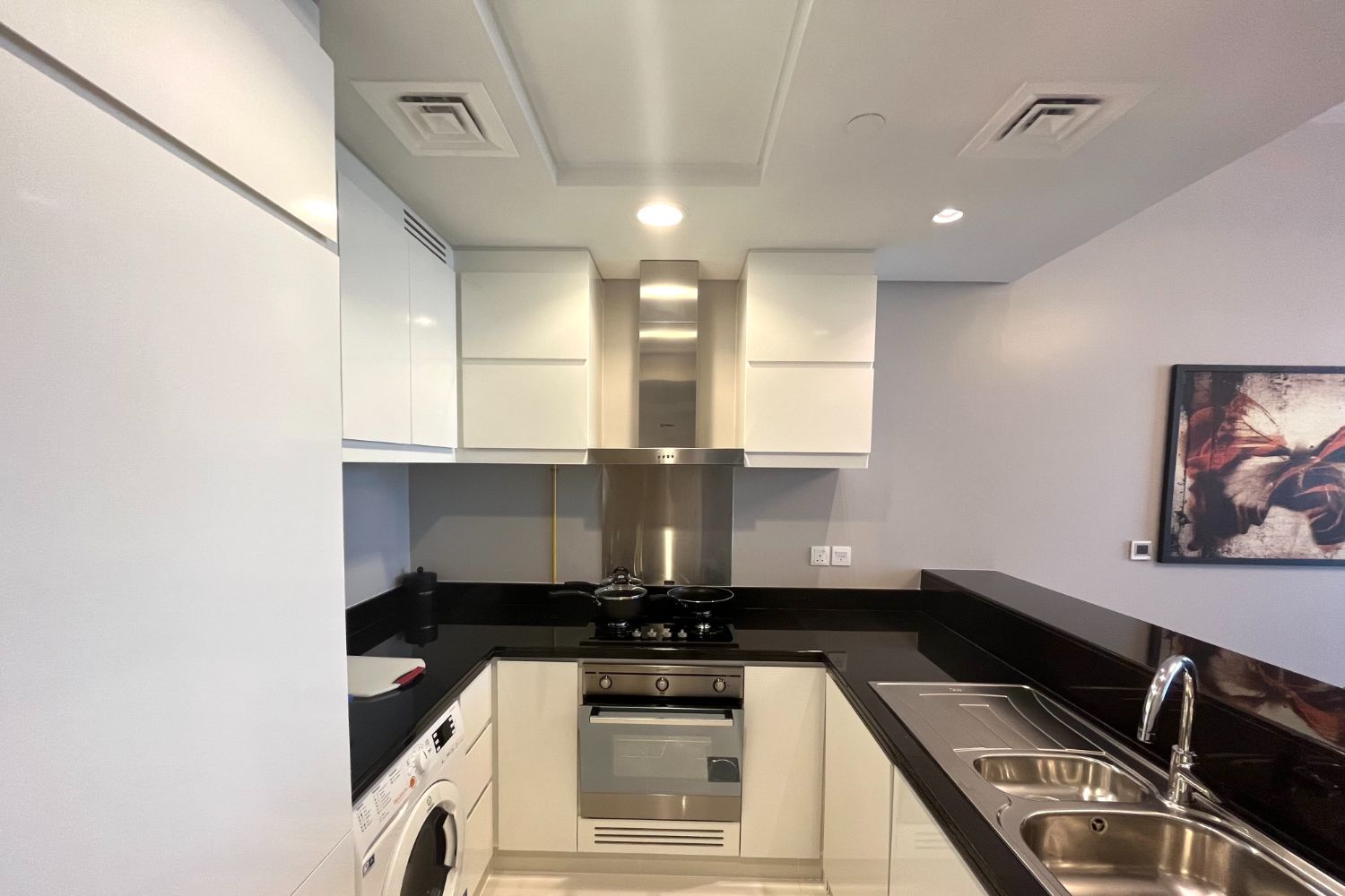 1 Bedroom Apartment in Artesia C