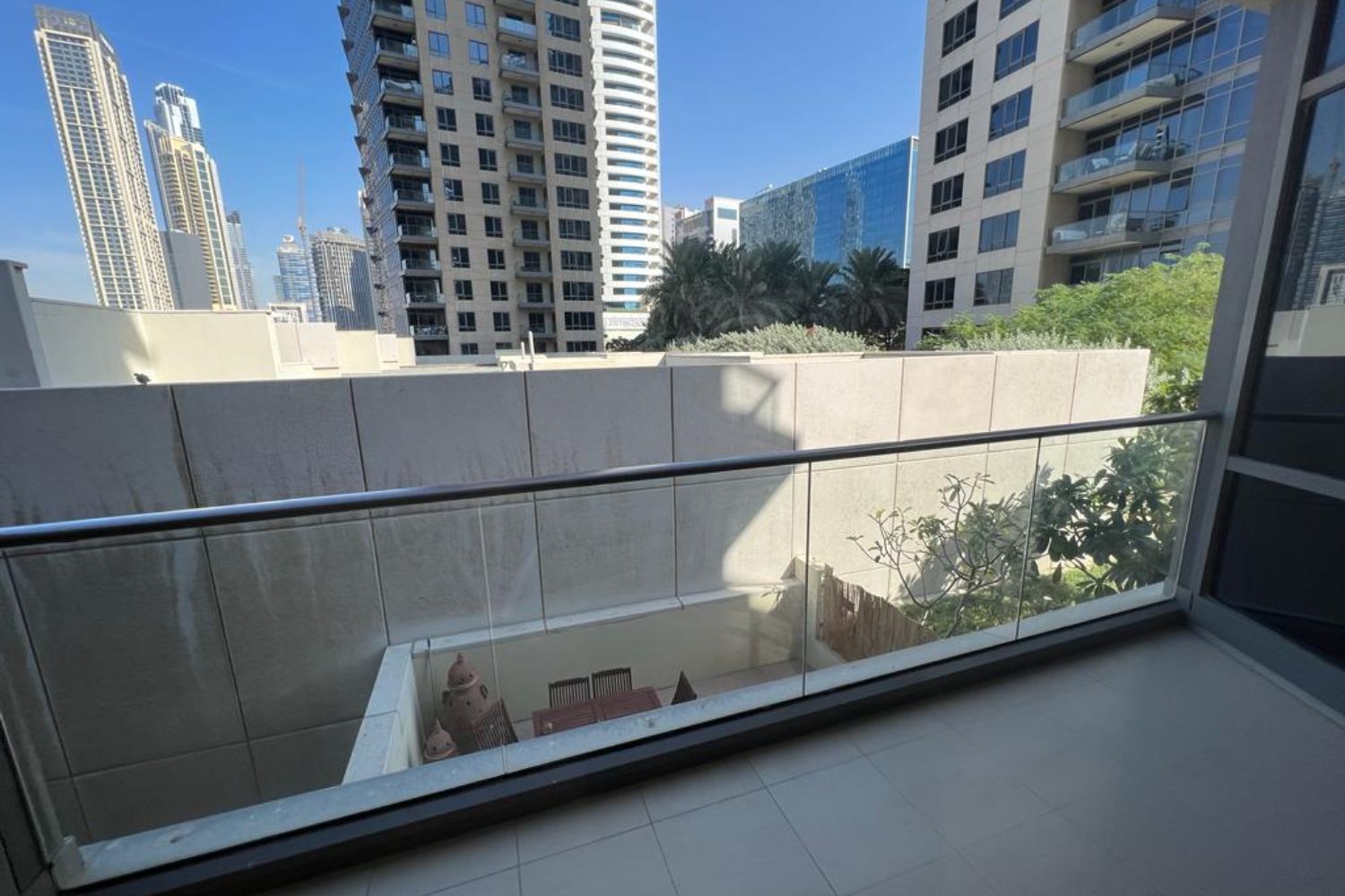 2 Bedrooms Apartment in South Ridge 4