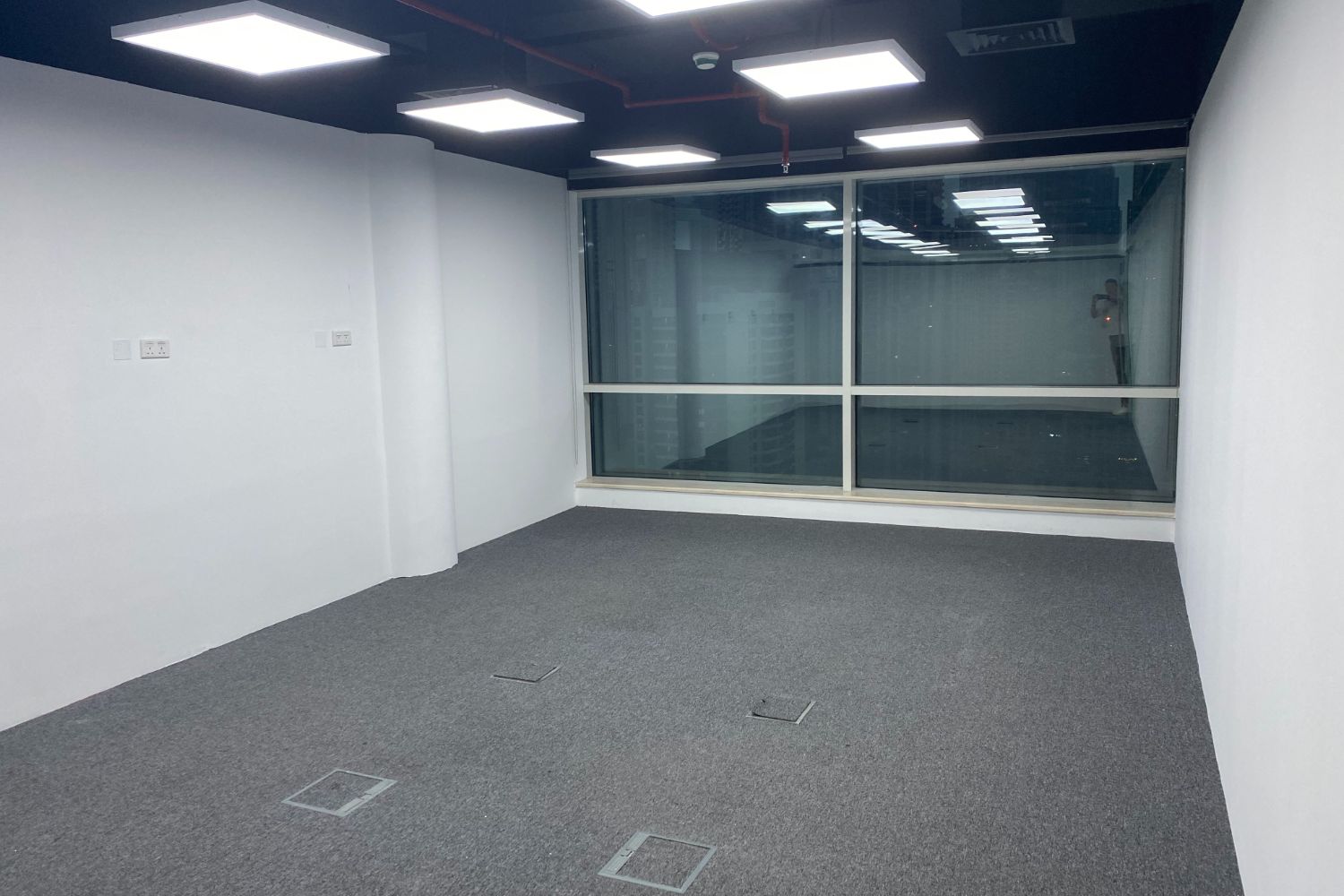 https://s3.amazonaws.com/propertybase-clients/00D4S000000Ef6PUAS/a0O4S000000Ssxa/1zdsnz2hx/IMG_0411.jpg