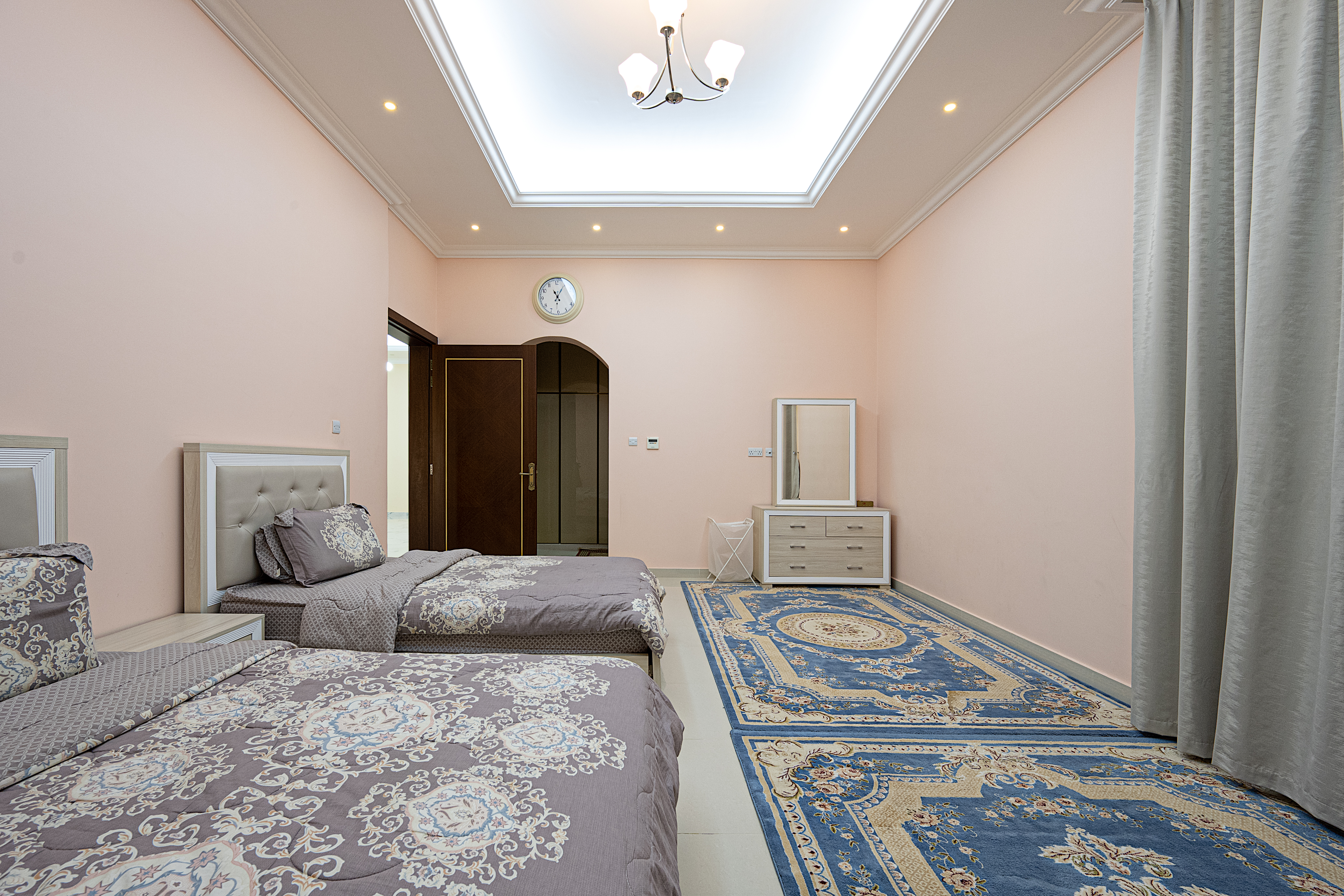 7 Bedrooms Villa in Al Quoz 4 Villas