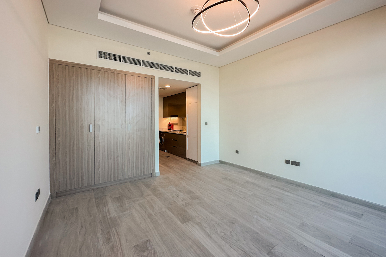  Apartment in Farhad Azizi Residence