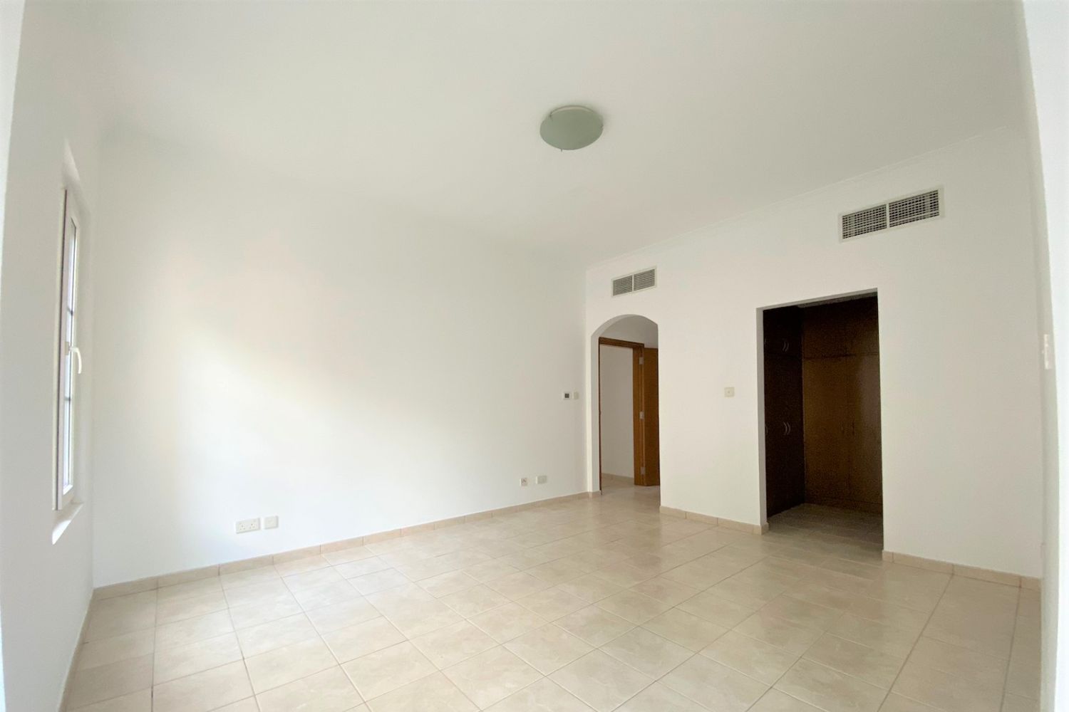 2 Bedrooms Apartment in Building C