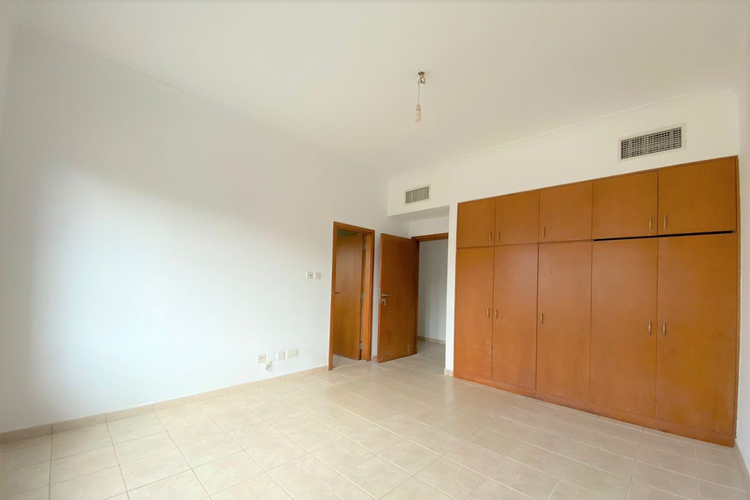 2 Bedrooms Apartment in Building C