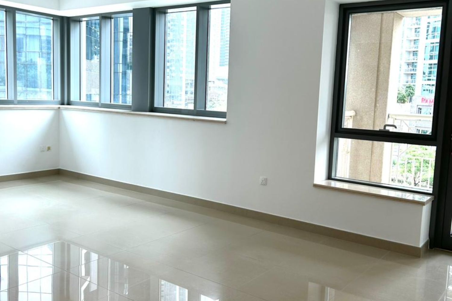 2 Bedrooms Apartment in 29 Burj Boulevard Tower 1