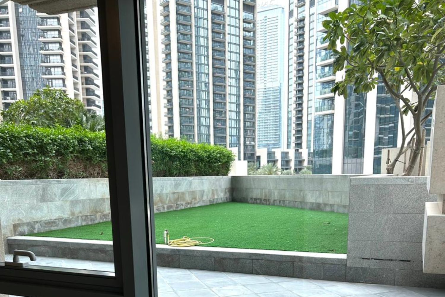 2 Bedrooms Apartment in 29 Burj Boulevard Tower 1