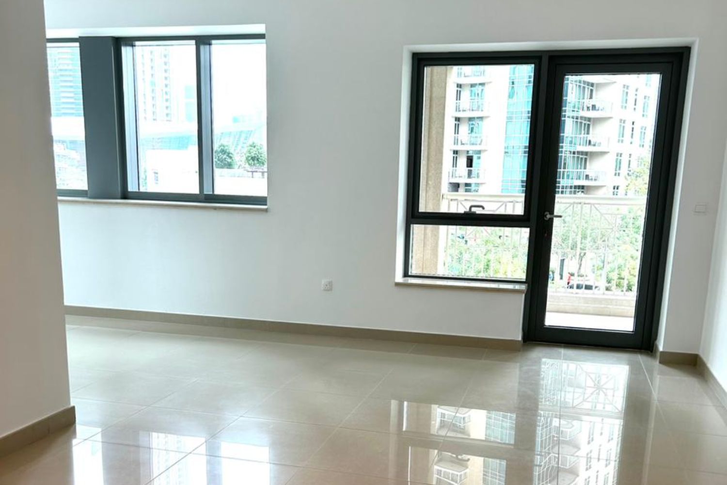 2 Bedrooms Apartment in 29 Burj Boulevard Tower 1