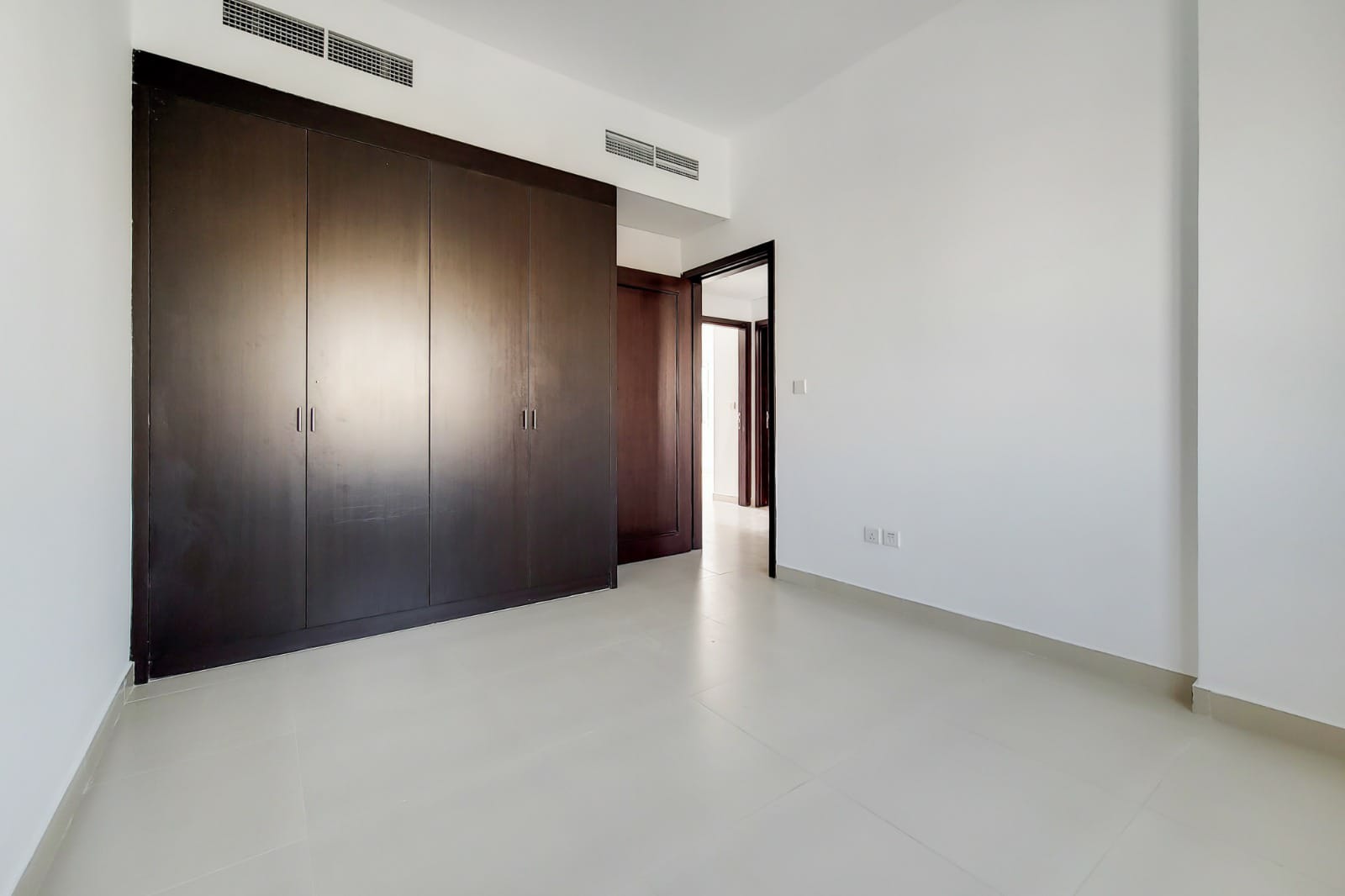 3 Bedrooms Villa in Bella Casa