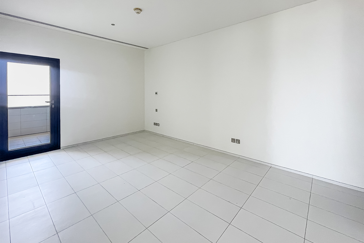 2 Bedrooms Apartment in Index Tower