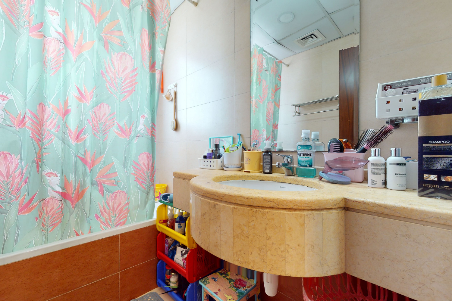 2 Bedrooms Apartment in Al Jawzaa