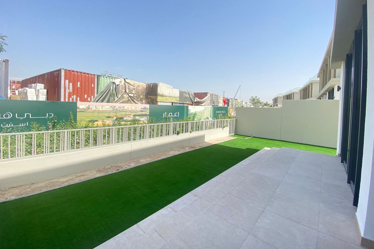 4 Bedrooms Villa in Golf Grove