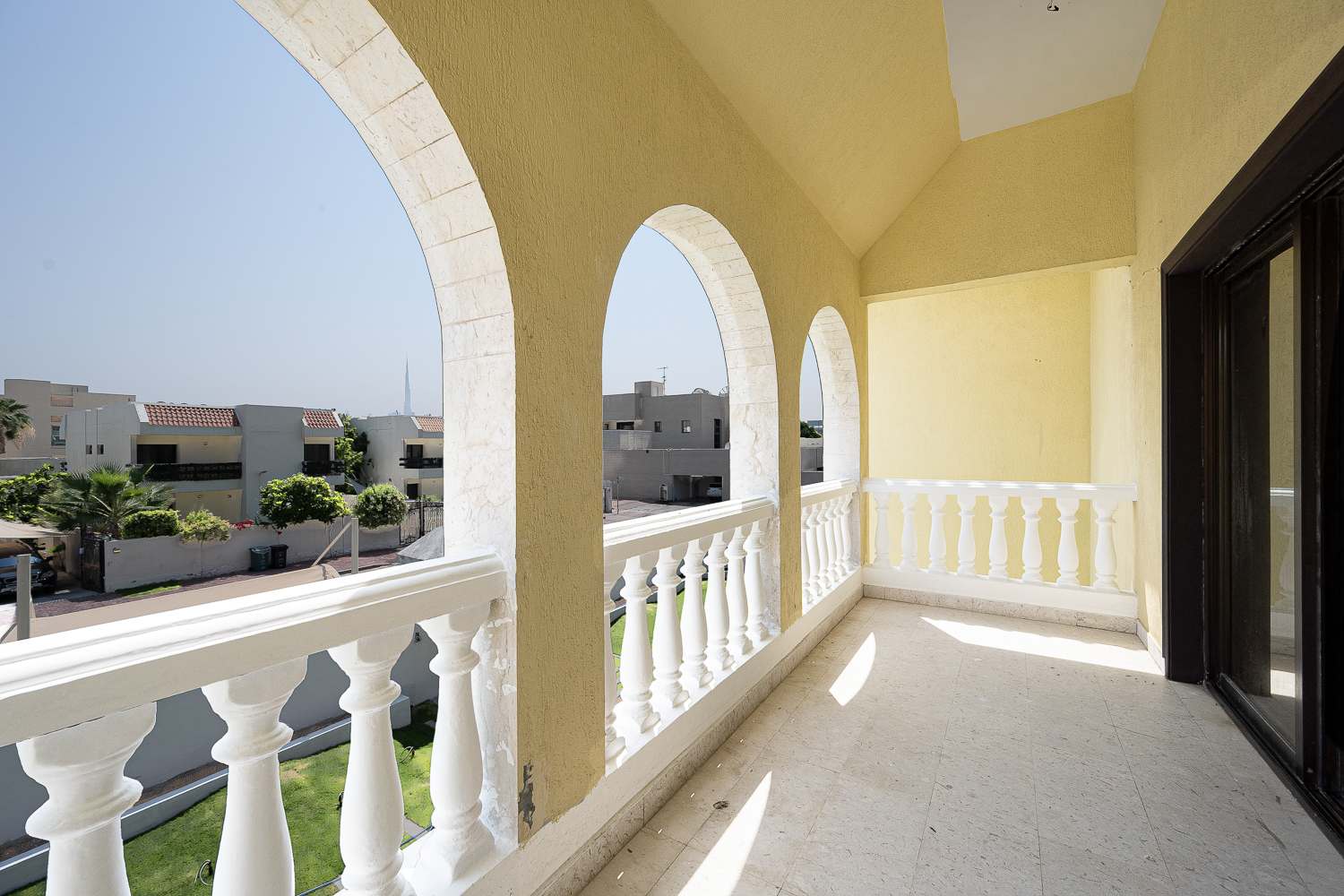 6 Bedrooms Villa in Jumeirah 3 Villas