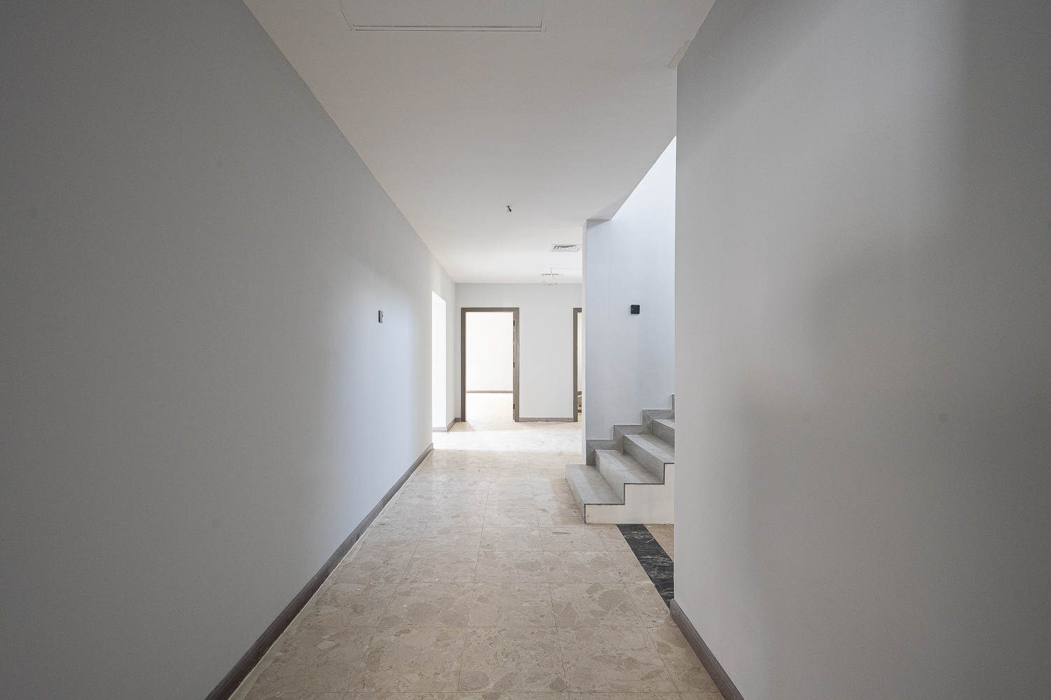 6 Bedrooms Villa in Jumeirah 3 Villas