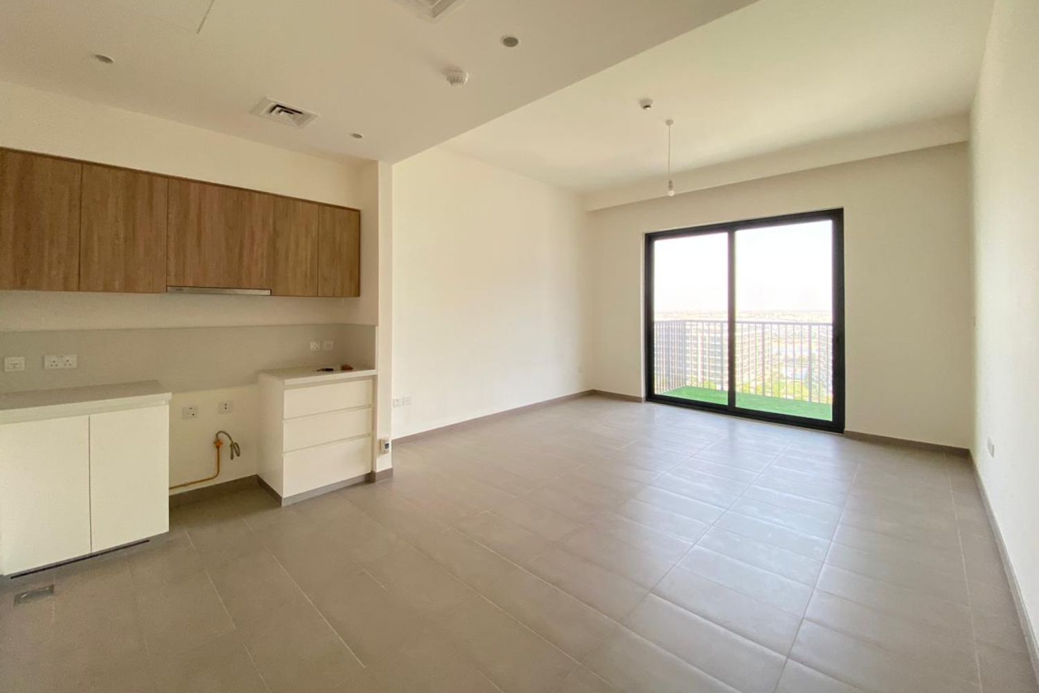 1 Bedroom Apartment in Executive Residences 2