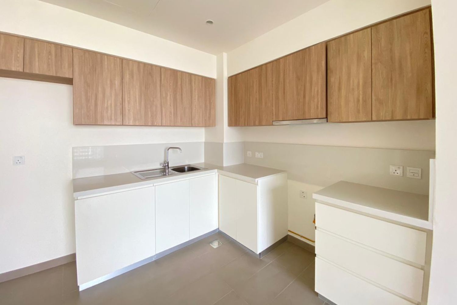 1 Bedroom Apartment in Executive Residences 2