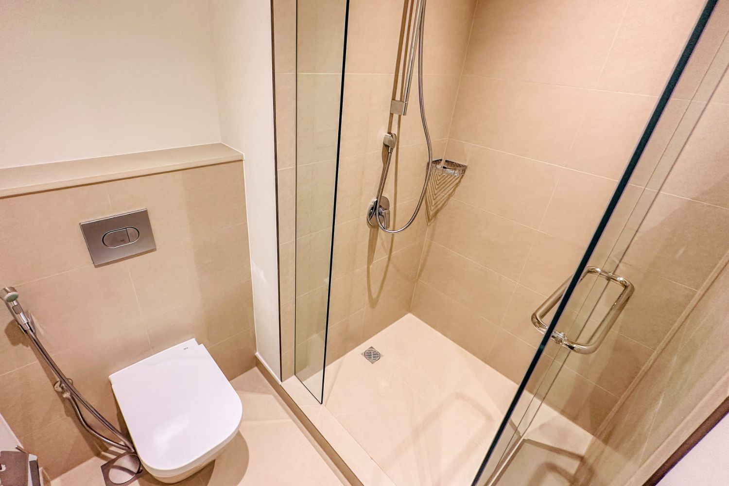 2 Bedrooms Apartment in Downtown Views II Tower 2