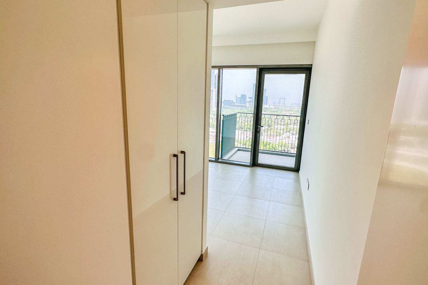 2 Bedrooms Apartment in Downtown Views II Tower 2