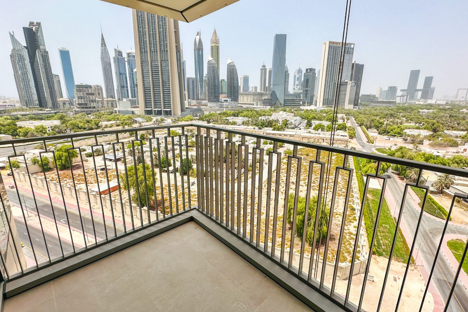 2 Bedrooms Apartment in Downtown Views II Tower 2