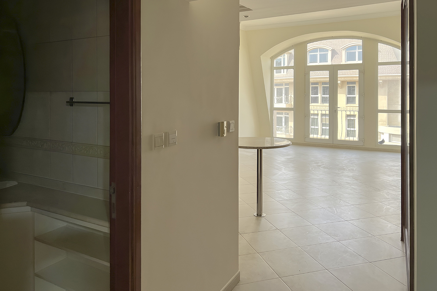  Studio in Courtyard Residences 2