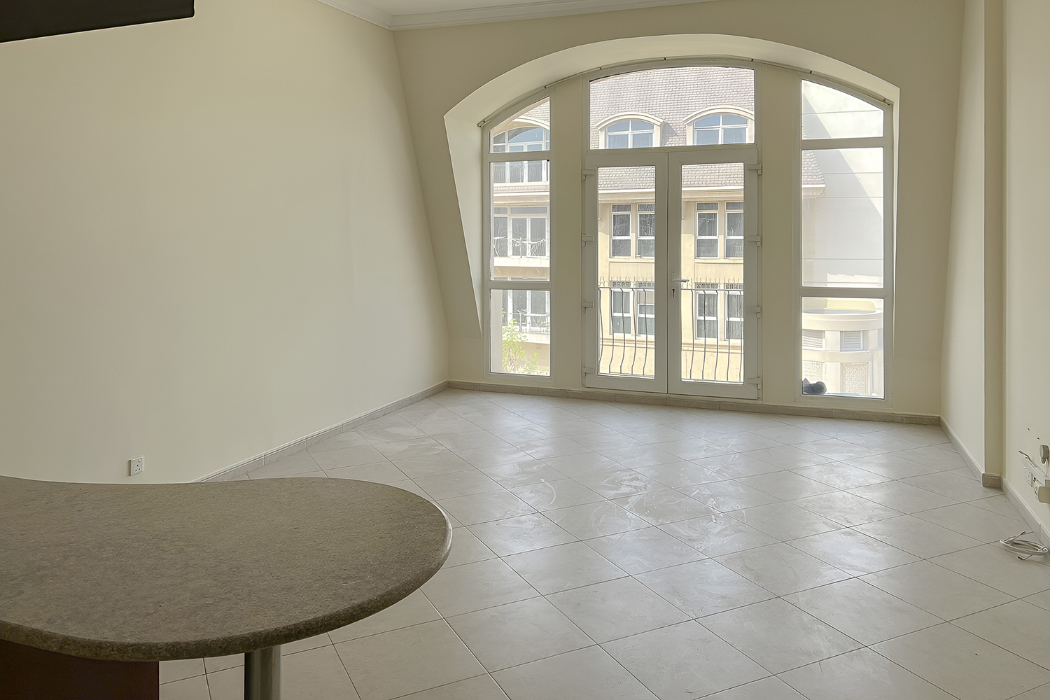  Studio in Courtyard Residences 2