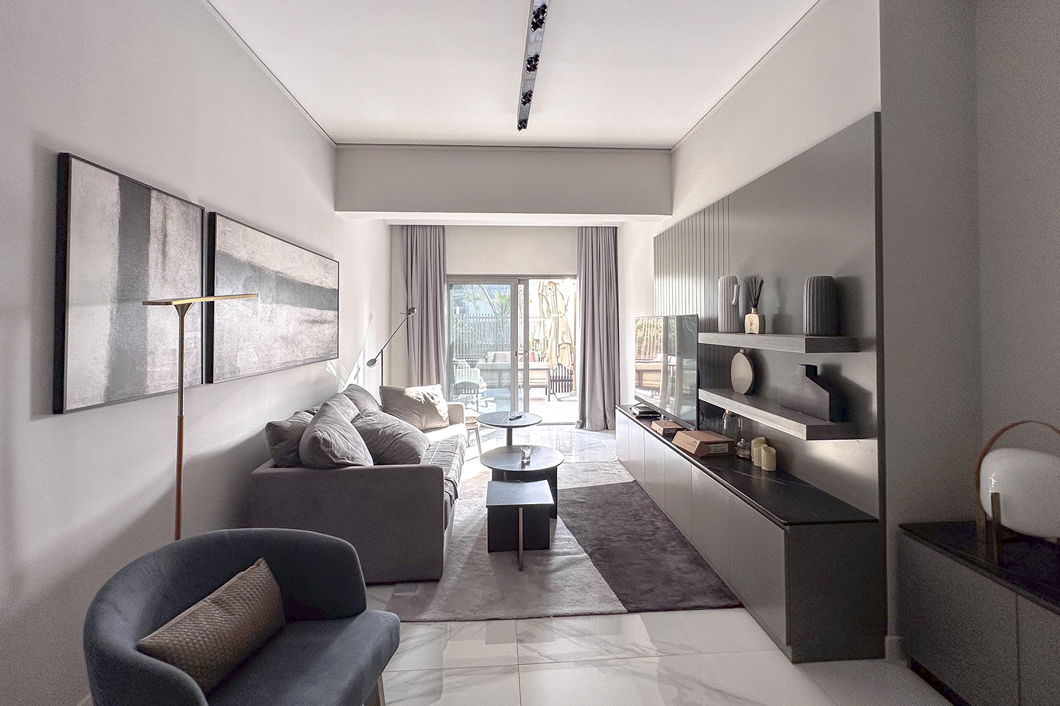 Luxury 1BR+Study | Huge Terrace | Near Dubai Mall
