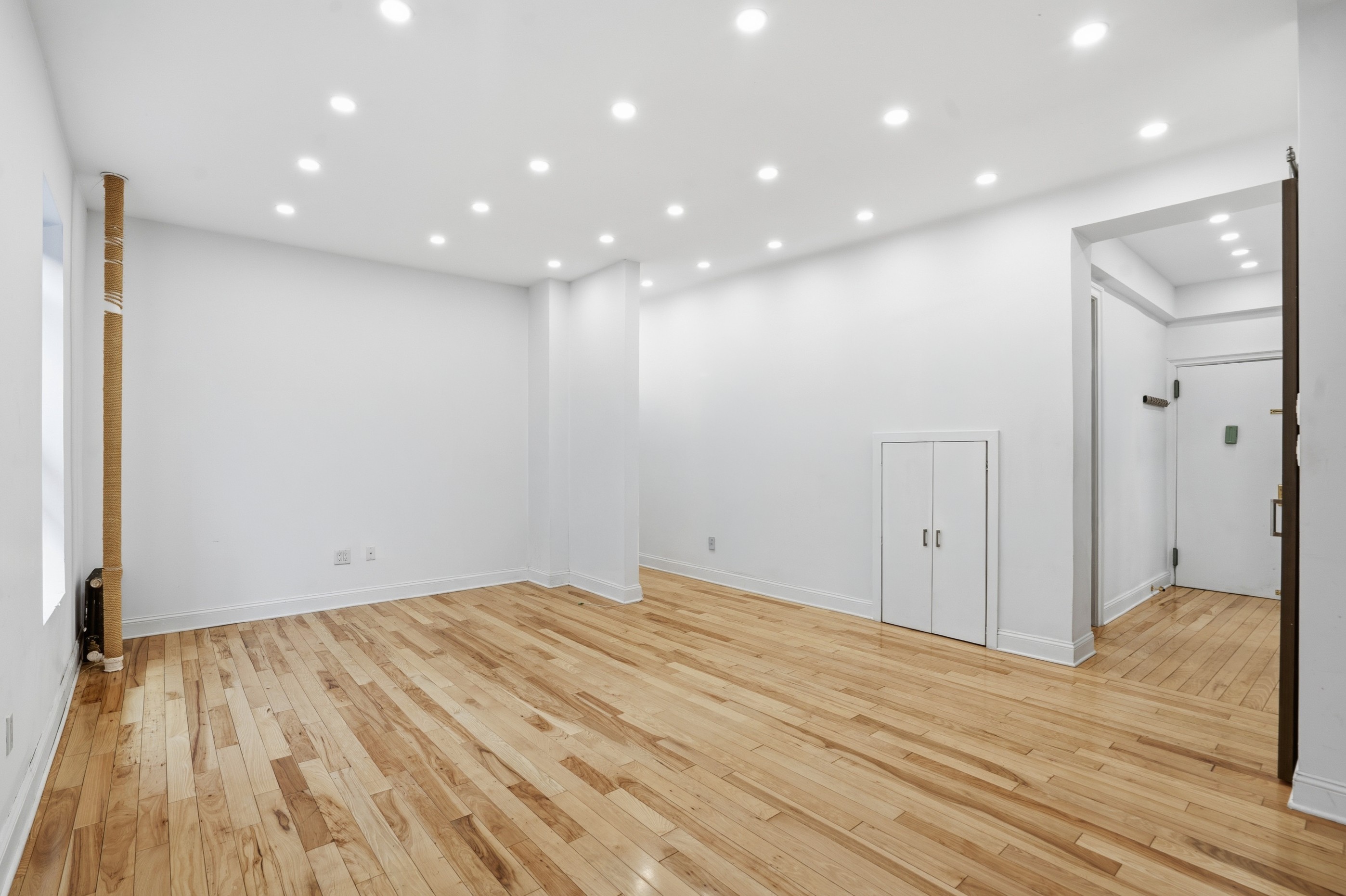 3 West 122nd Street 4-D Mt. Morris Park New York NY 10027