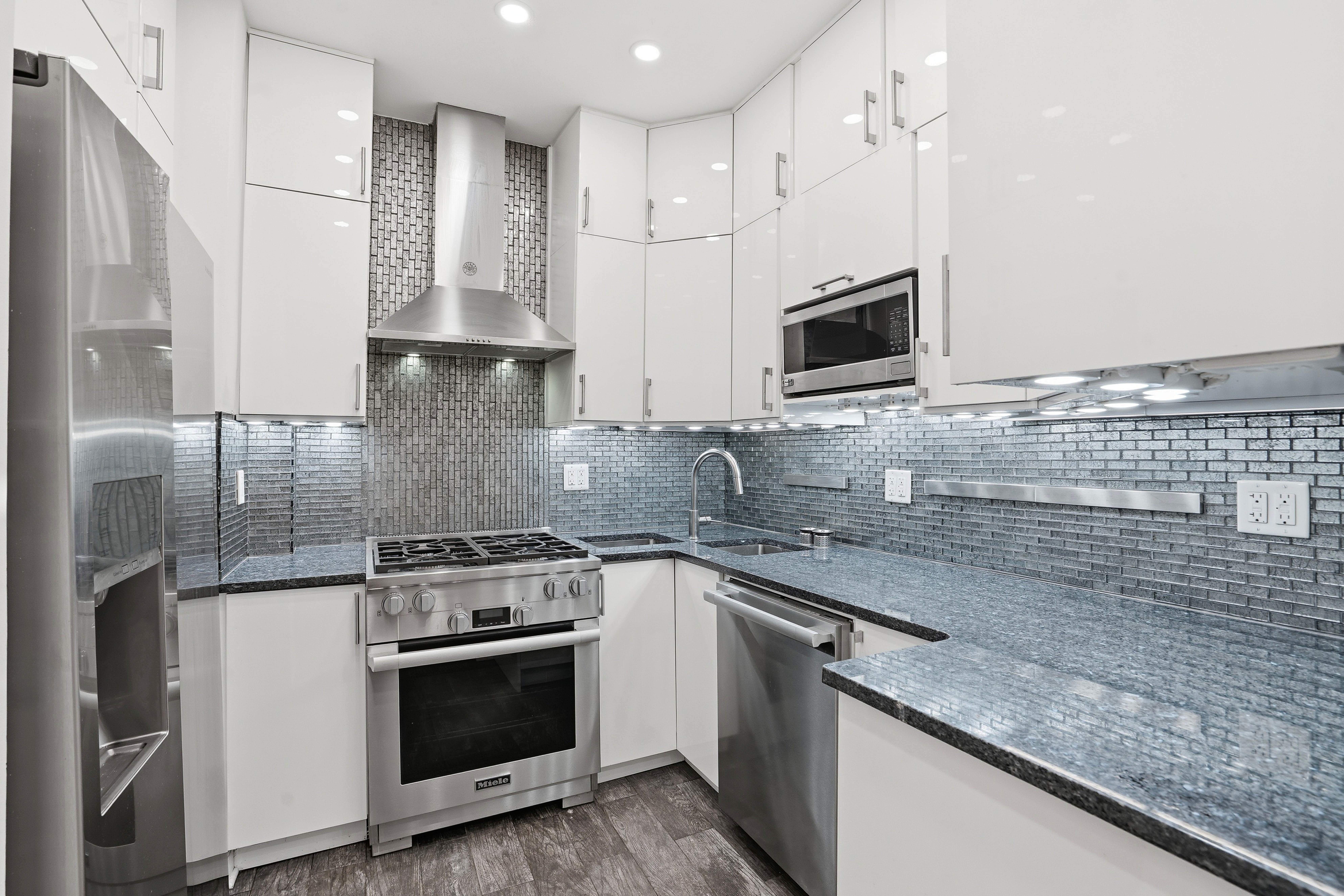 3 West 122nd Street 4-D Mt. Morris Park New York NY 10027
