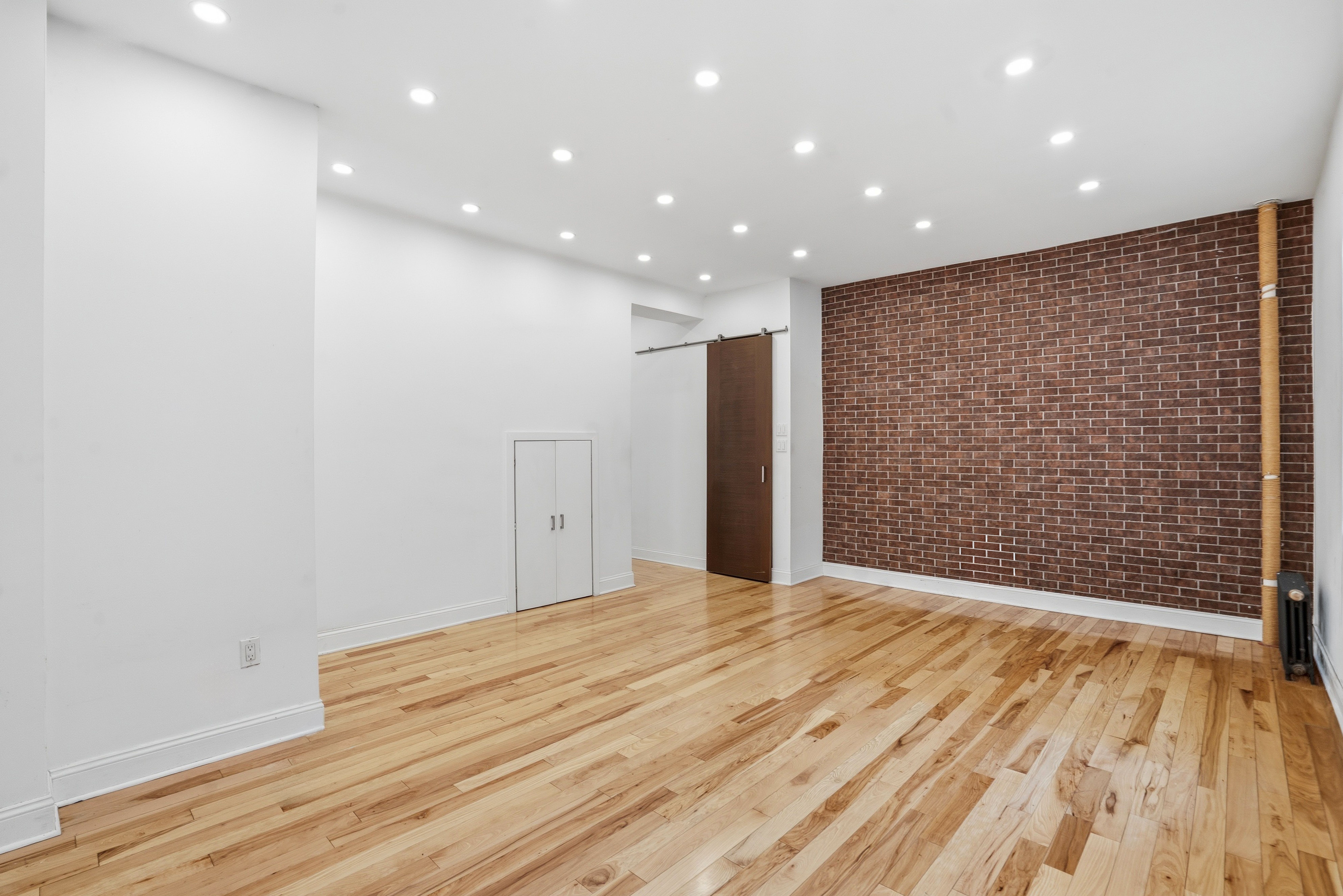 3 West 122nd Street 4-D Mt. Morris Park New York NY 10027