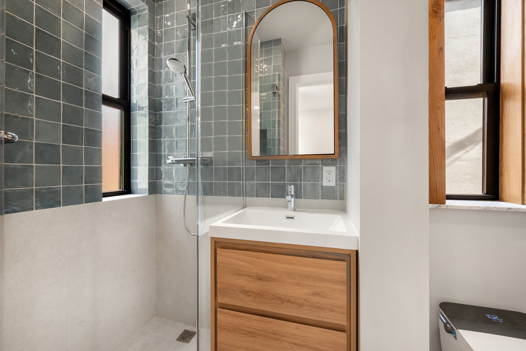 461 West 44th Street 6-B Clinton New York NY 10036