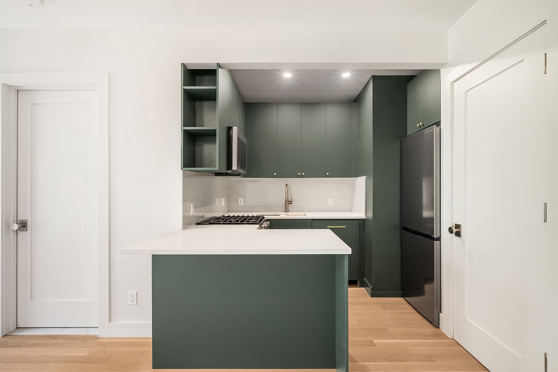 461 West 44th Street 6-B Clinton New York NY 10036