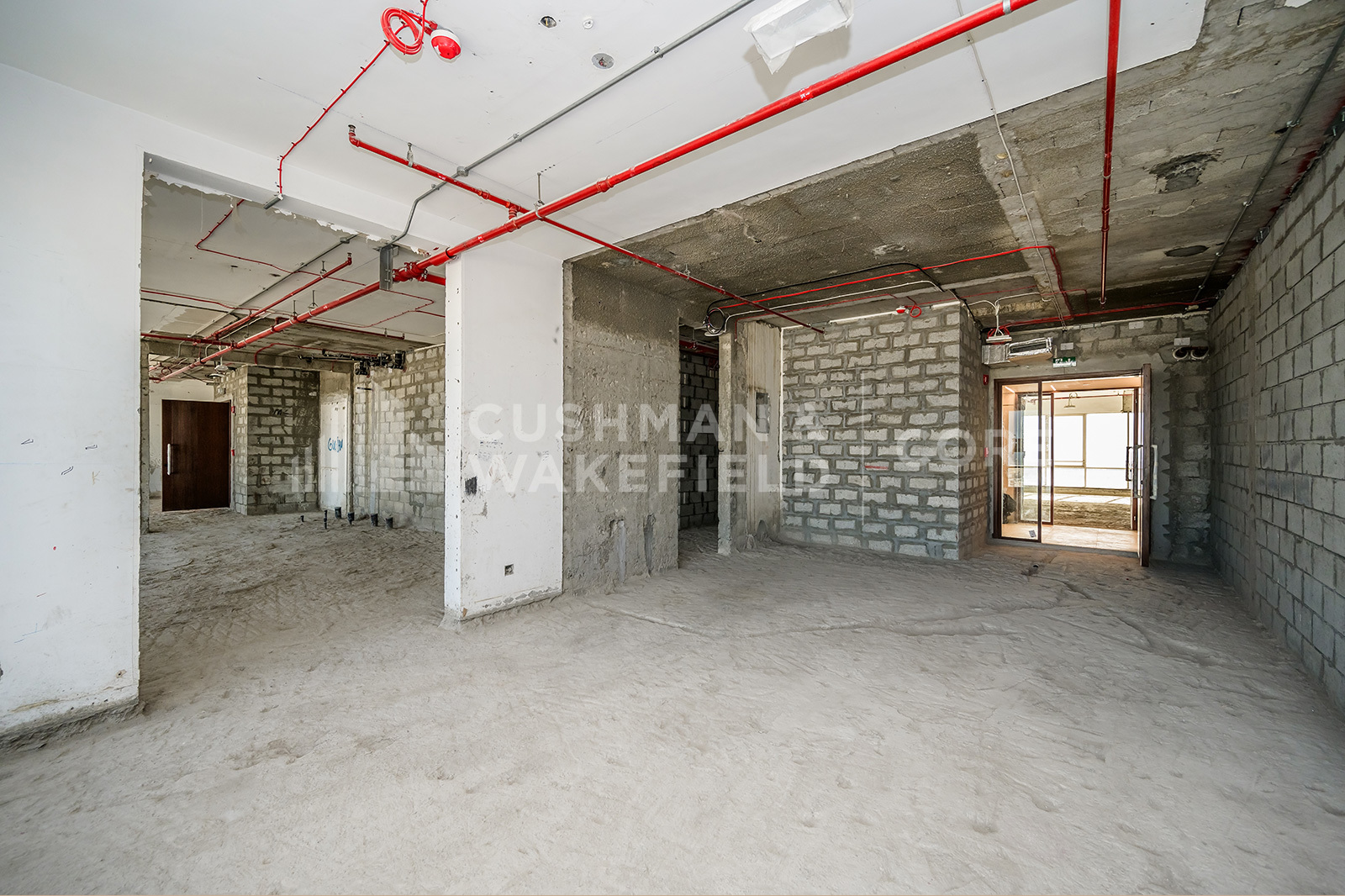 Millennium Plaza Hotel & Commercial Tower for rent in Business Bay Millennium Plaza Hotel & Commercial Tower for rent in Business Bay