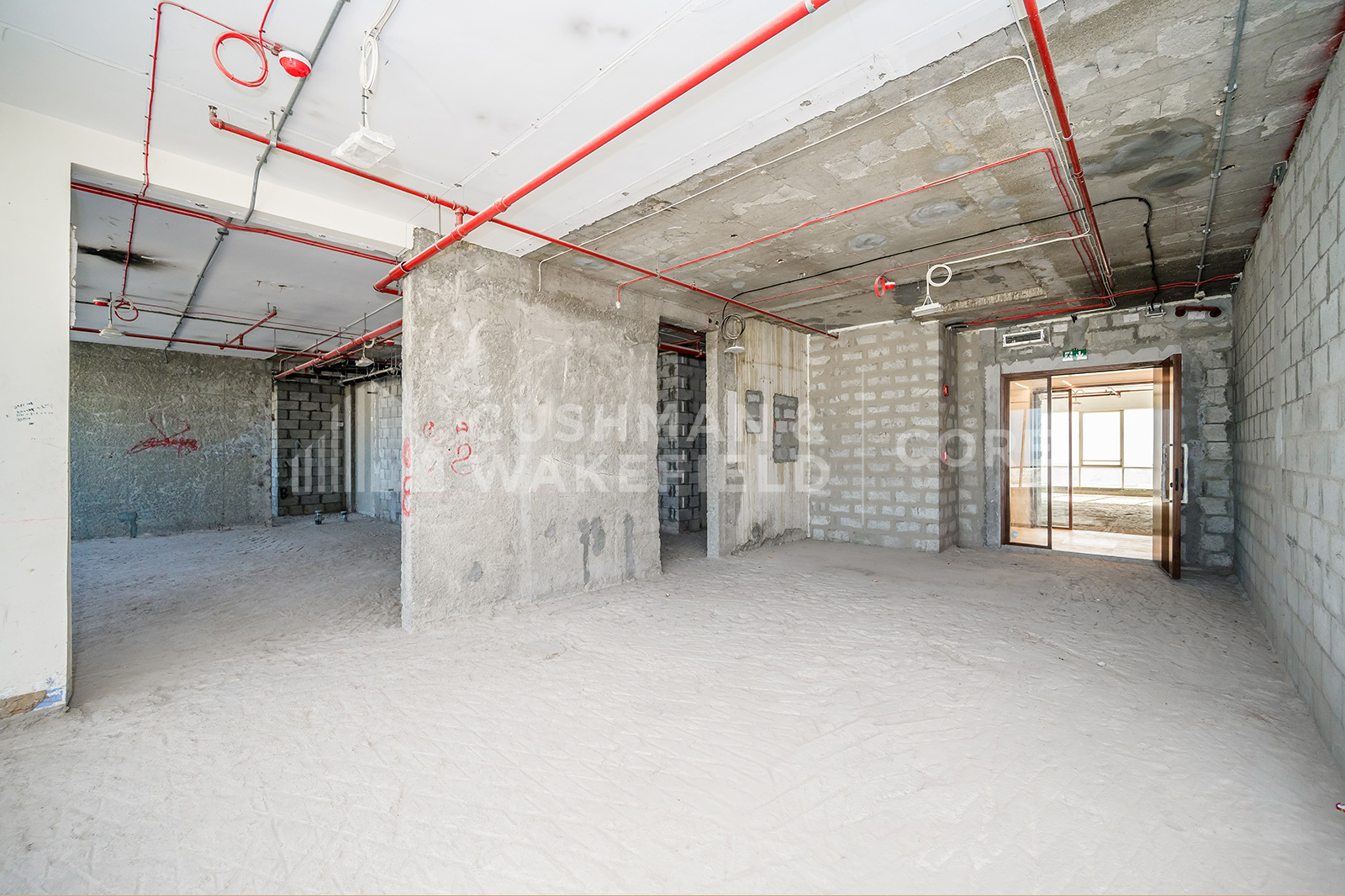Millennium Plaza Hotel & Commercial Tower for rent in Business Bay Millennium Plaza Hotel & Commercial Tower for rent in Business Bay