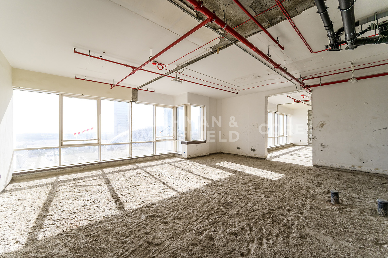Millennium Plaza Hotel & Commercial Tower for rent in Sheikh Zayed Road Millennium Plaza Hotel & Commercial Tower for rent in Sheikh Zayed Road