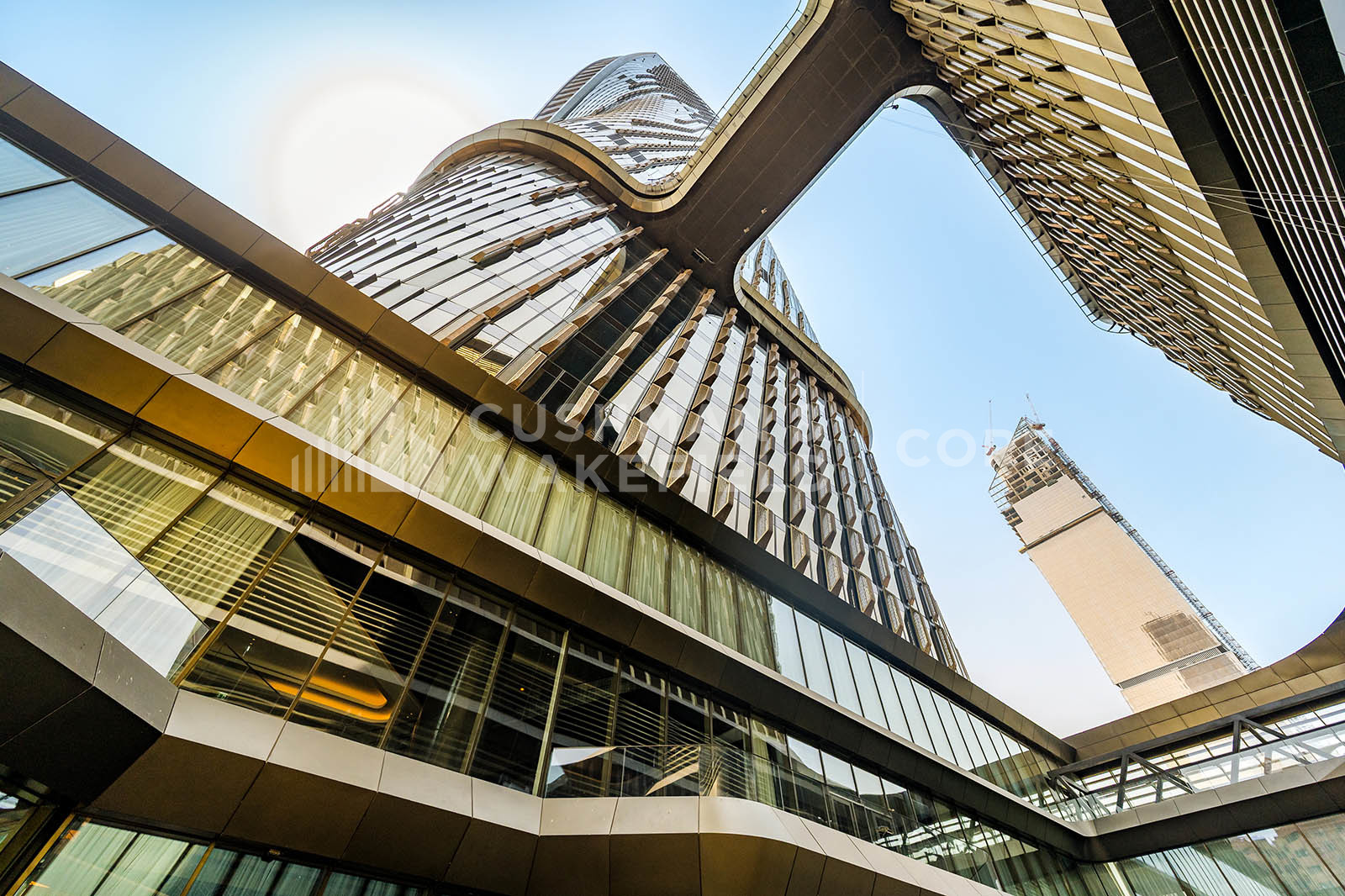 Al Wasl Tower for lease in Sheikh Zayed Road