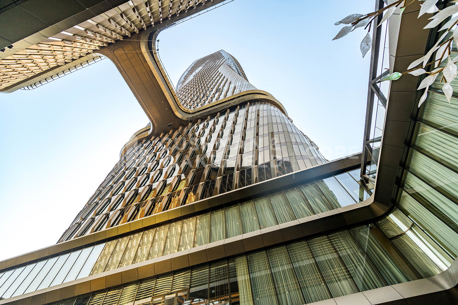 Al Wasl Tower for lease in Sheikh Zayed Road