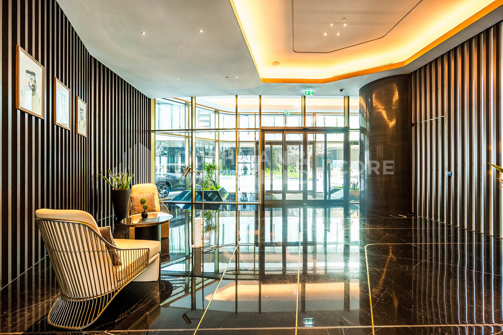 Al Wasl Tower for lease in Sheikh Zayed Road