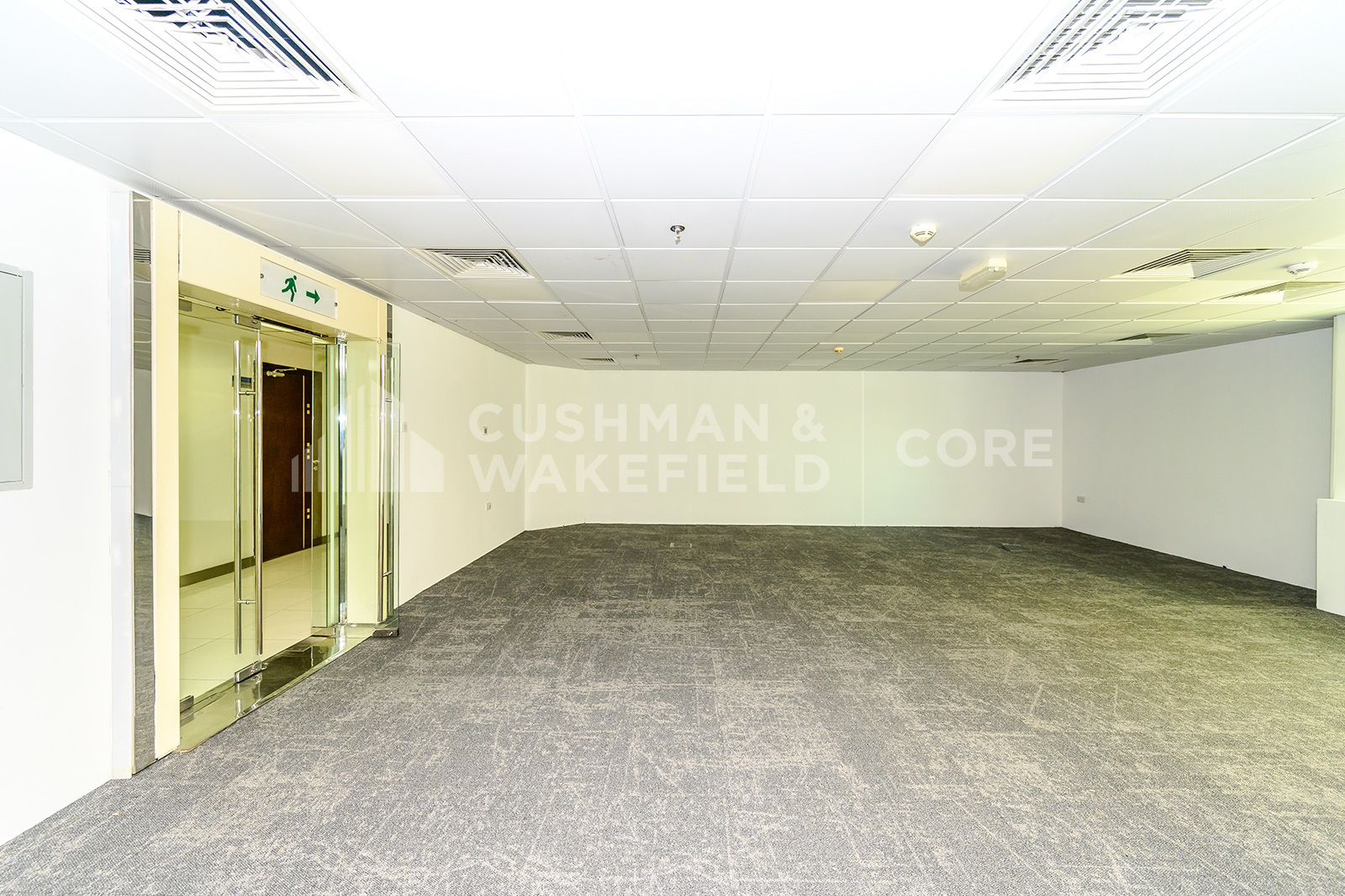 Building 25 for lease in Bur Dubai