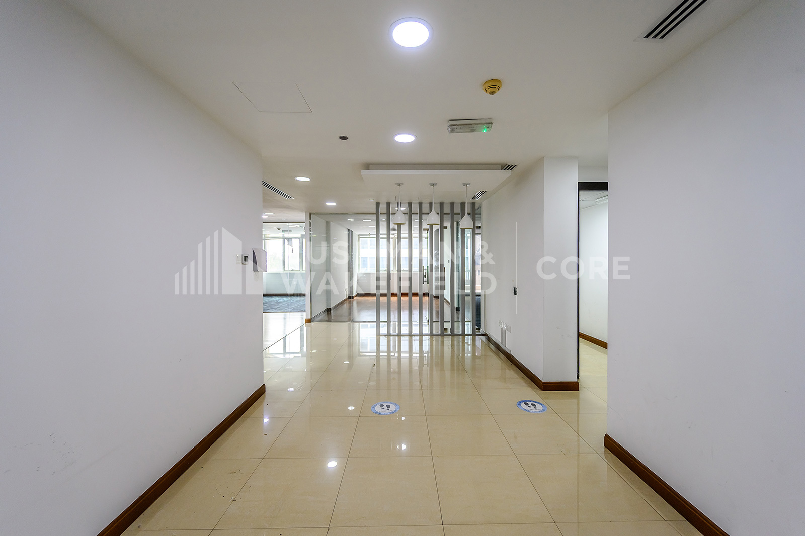 Building 47 for rent in Bur Dubai Building 47 for rent in Bur Dubai