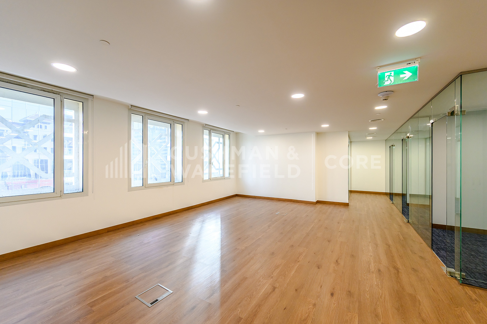 Building 47 for rent in Bur Dubai Building 47 for rent in Bur Dubai